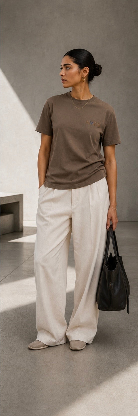 Uniform 001 - Taupe